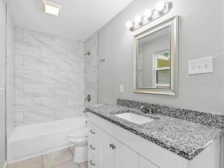 12030 Willowdell Dr — Photo 4