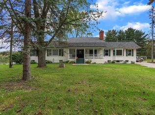 7119 Pinckney Rd, Pinckney, MI 48169