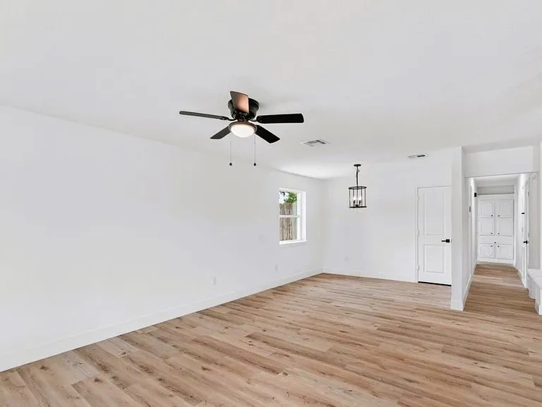9623 Seeker St — Photo 15