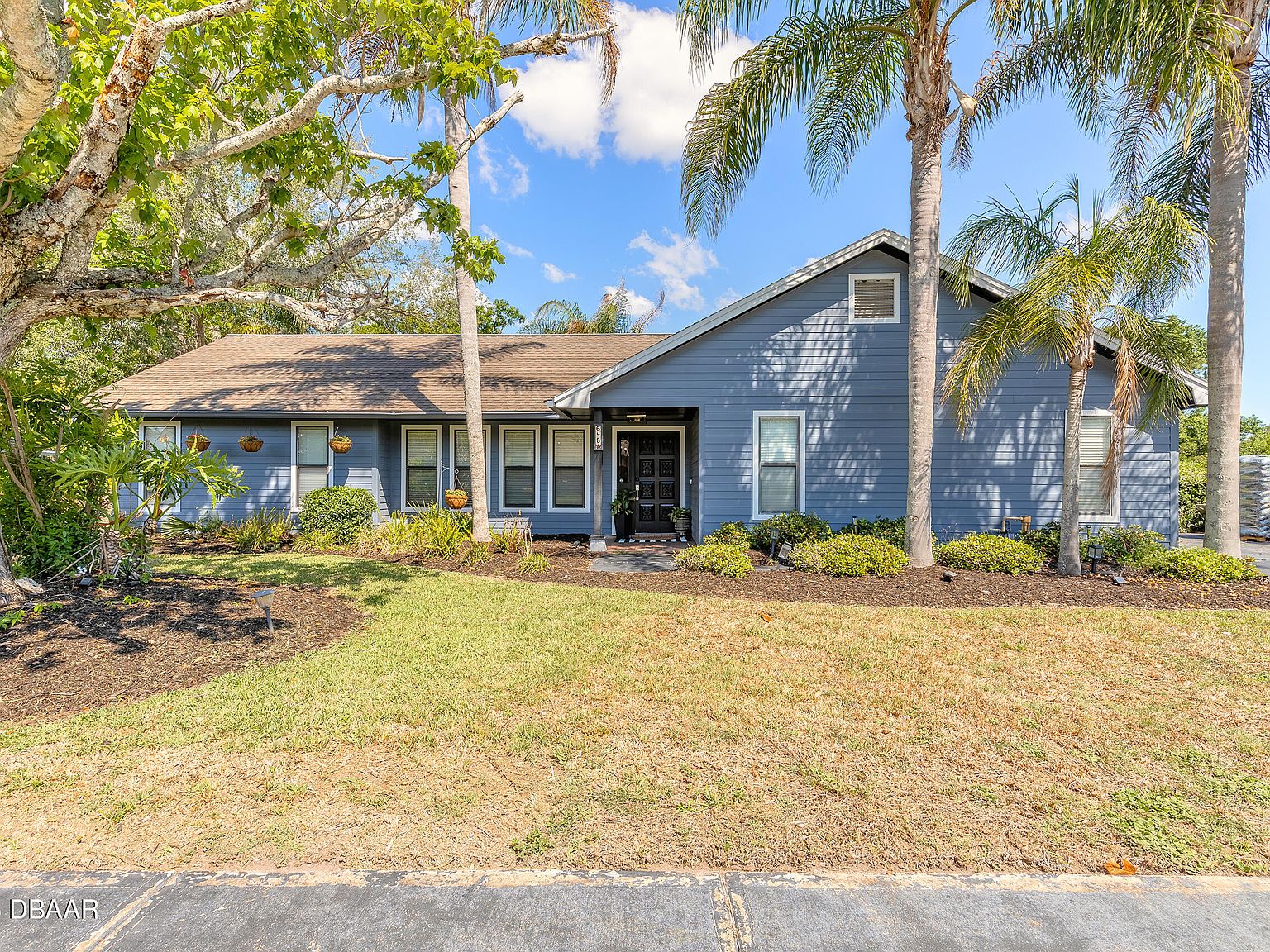 648 Pelican Bay Dr