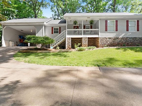 2nd image of 4002 Sundown Dr