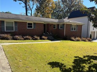 2923 Cravenridge Dr NE, Atlanta, GA 30319