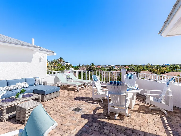 Rooftop Patio
