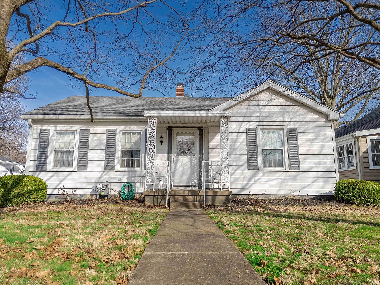812 S Villa Dr photo 1