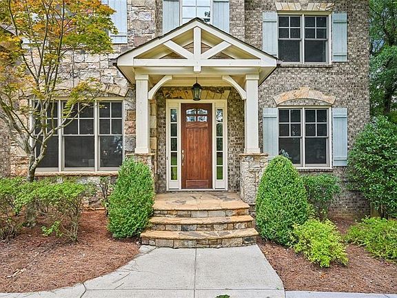 2nd image of 160 Mount Paran Rd NE