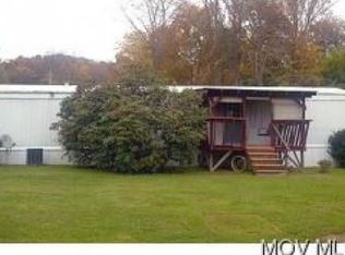 713 Nicolette Rd, Parkersburg, WV 26104