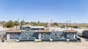 6413 Mariposa Ave