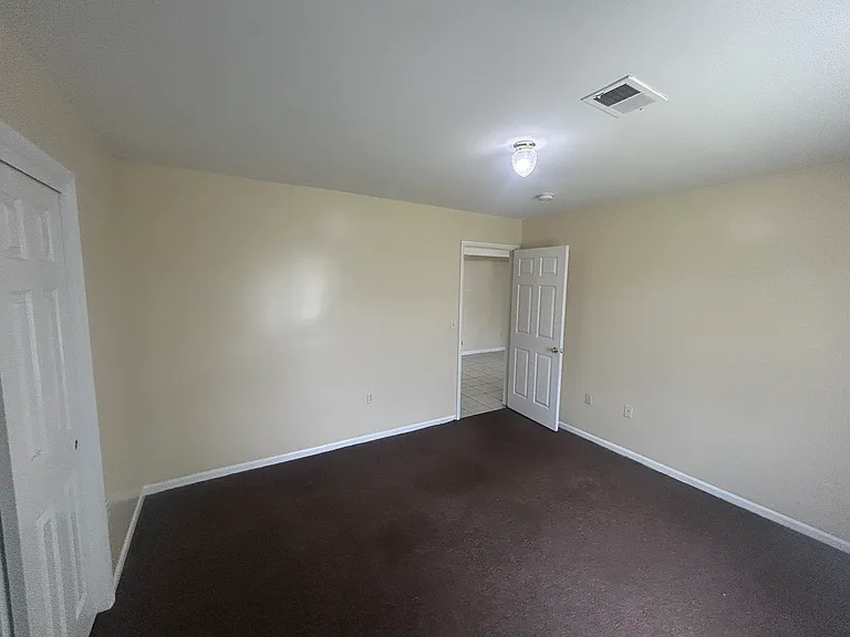 30 Elm Ct #1 — Photo 4