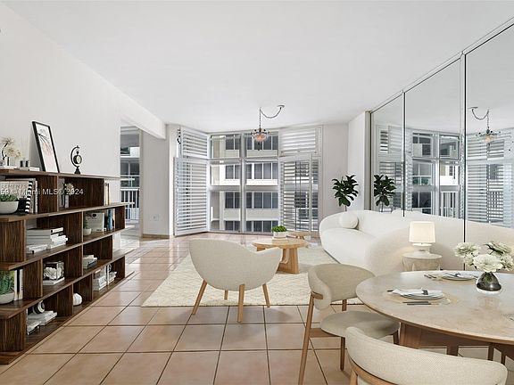 3rd image of 1228 West Ave APT 713