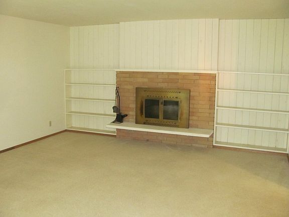 4th image of 21056 NE 117th St
