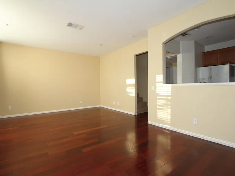 10448 Shelborne St #28 — Photo 3