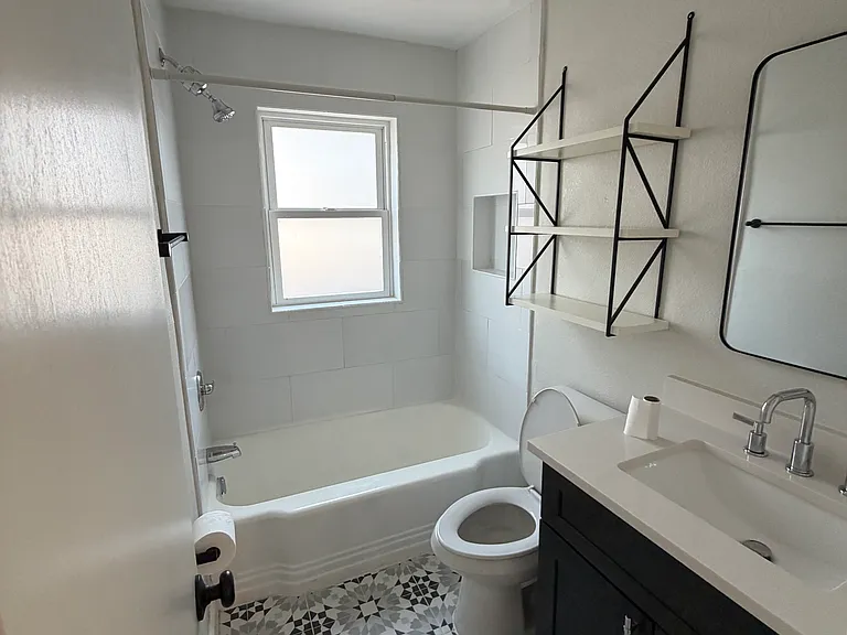 4685 S Washington St — Photo 7
