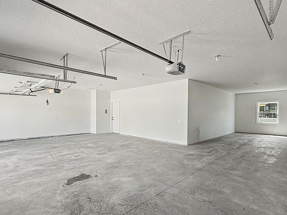 5th image of 606 Kevin Rd