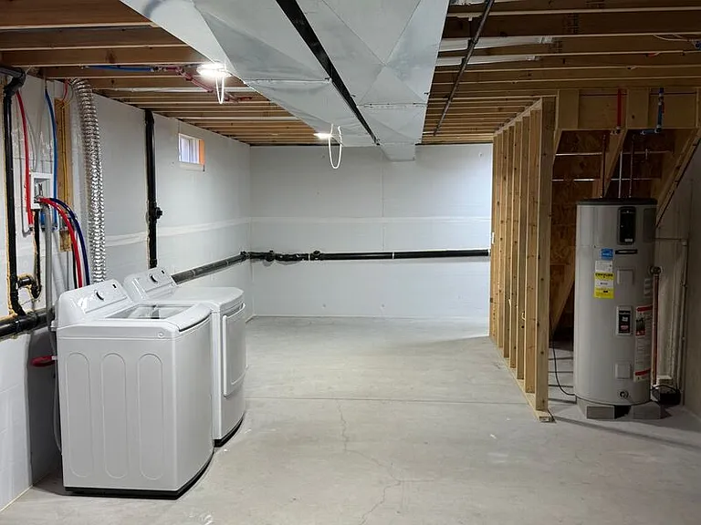 242 Eastern Ave — Photo 10