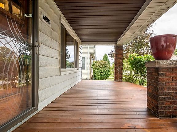 4th image of 6807 Dartworth Dr