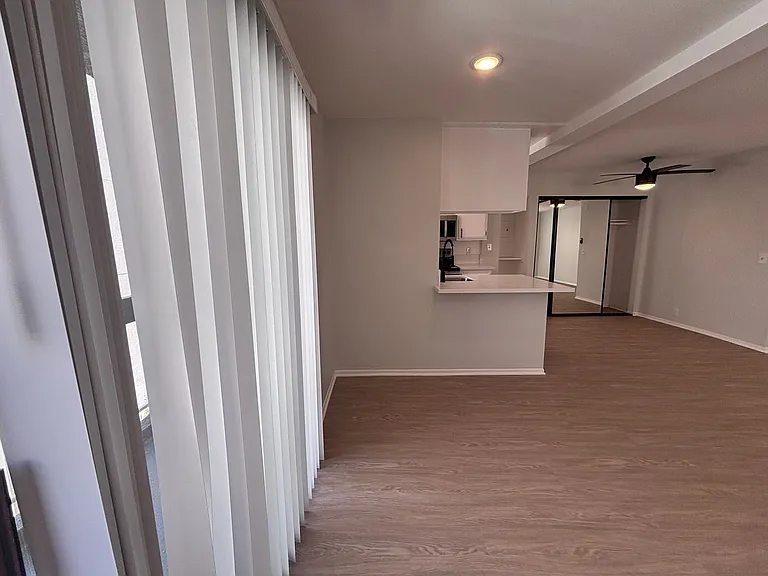 132 Clark Dr — Photo 10