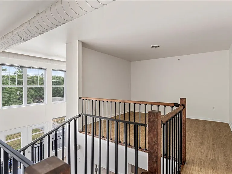 The Ellsworth — Photo 19