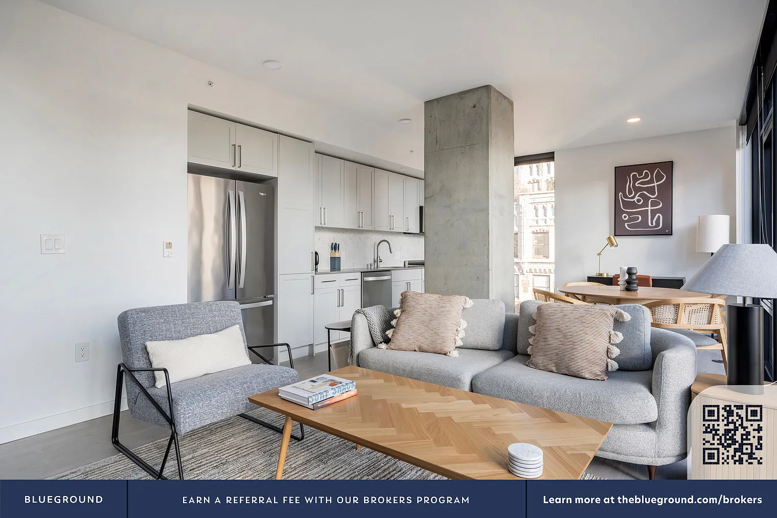 2 bed, 2.0 bath, 1001 sqft, $3,560 — Photo 3