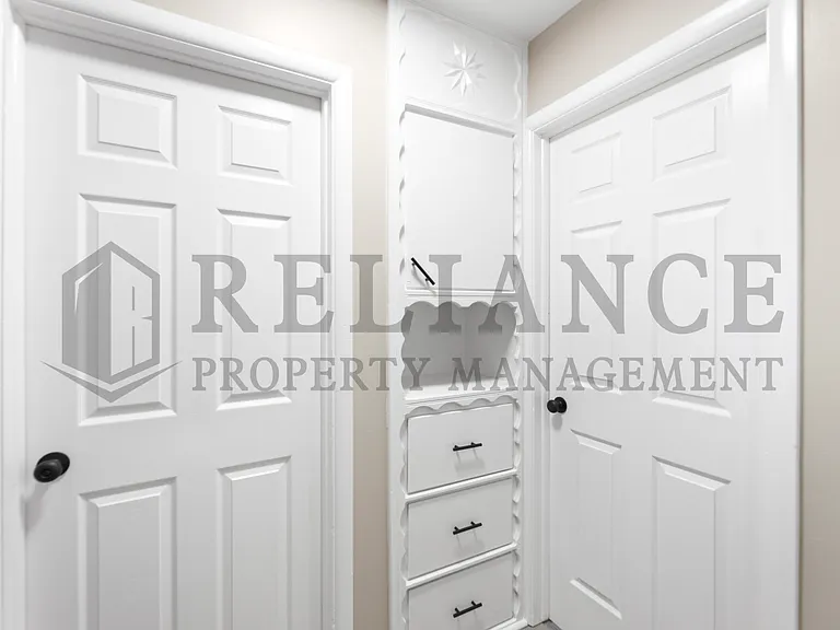 416 Alexander Dr — Photo 22