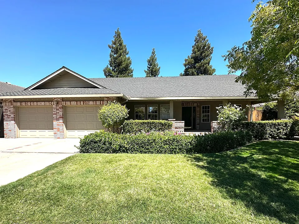 3450 Sarolou Dr