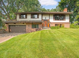 1796 29th Ave NW, New Brighton, MN 55112