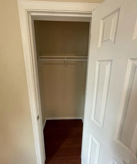 1234 Queen St NE #4 — Photo 17