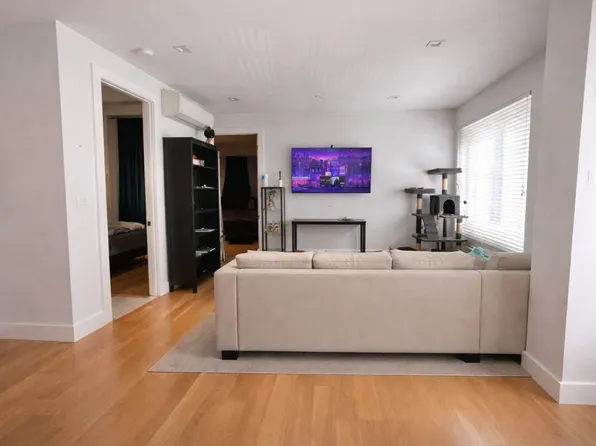 541 Kingston Avenue image 1 of 6