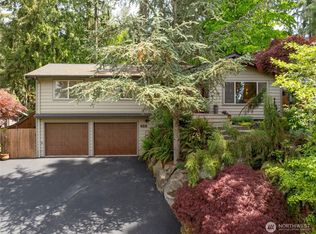 822 206th Ave NE, Sammamish, WA