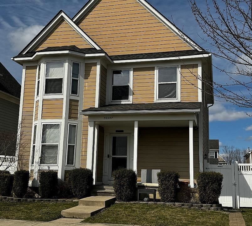 1st image of 32247 E Cranston St