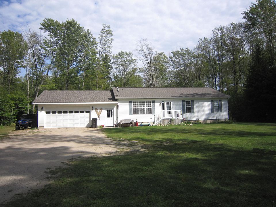 1st image of 23149 Maple Dr