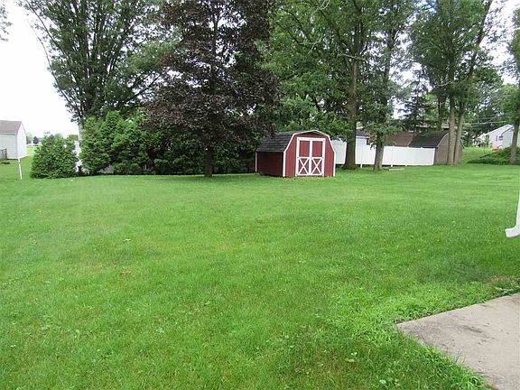 3rd image of 60 Prospect Ave
