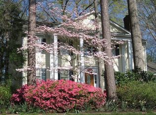 211 Avebury Dr, North Chesterfield, VA 23236