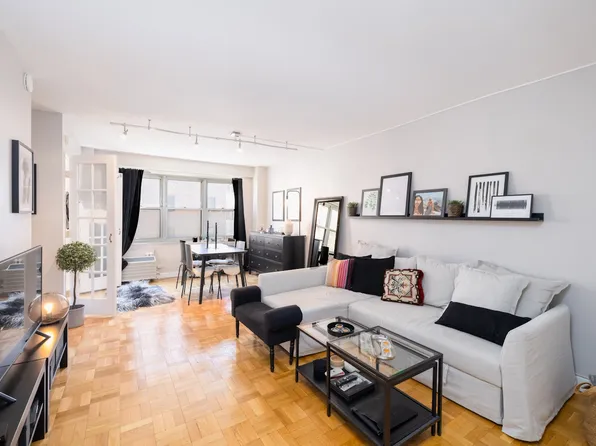 166 E 35th St APT 8D, Manhattan, NY 10016