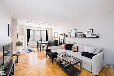 166 East 35th Street, #8D