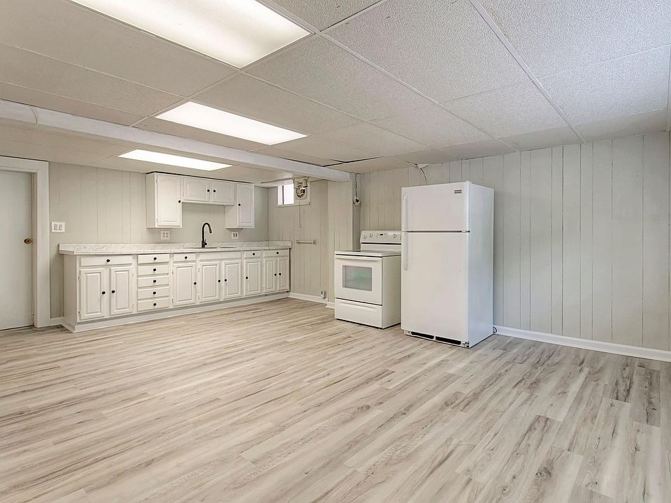 1st image of 4048 Longford Dr #5