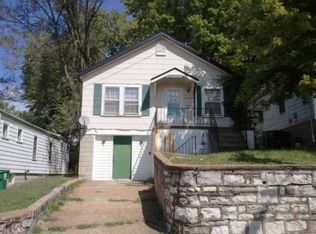 7045 Garesche Ave, Saint Louis, MO 63136