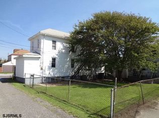 13 Church St, Atlantic City, NJ 08401