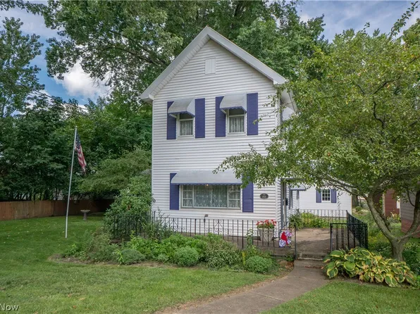 226 9th St NE, Massillon, OH 44646
