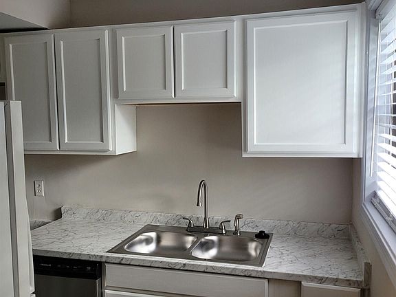 2nd image of 4600 Fort Jackson Blvd APT 112