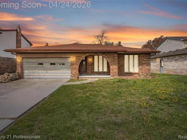 16129 Cambell Dr, Macomb, MI 48044