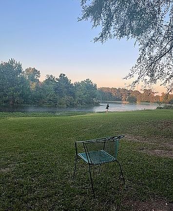 3rd image of 7792 Hyacinth Dr