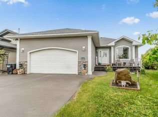 210 S Morris Pl, Didsbury, AB T0M 0W0