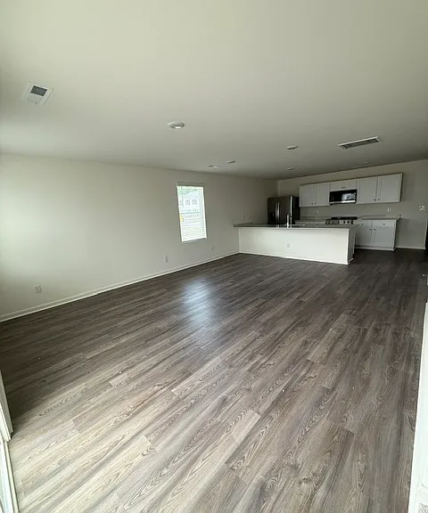 2436B Brookville Dr — Photo 10