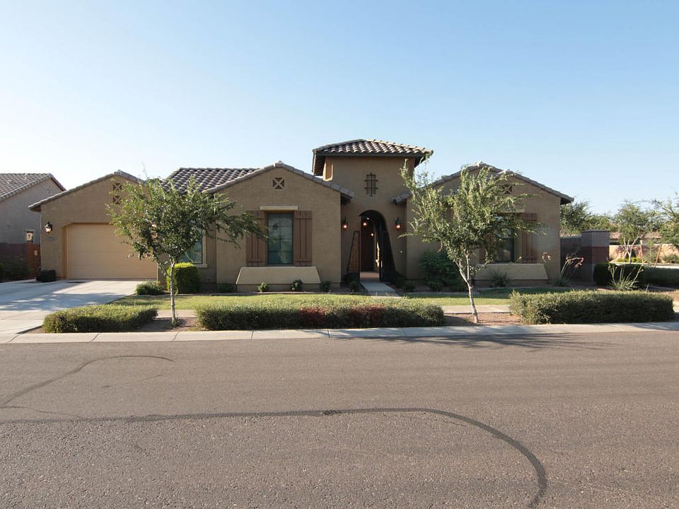 1st image of 3072 E Los Altos Ct
