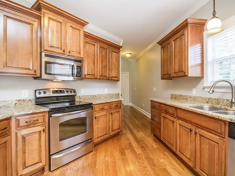 1067 Windtree Trce — Photo 9