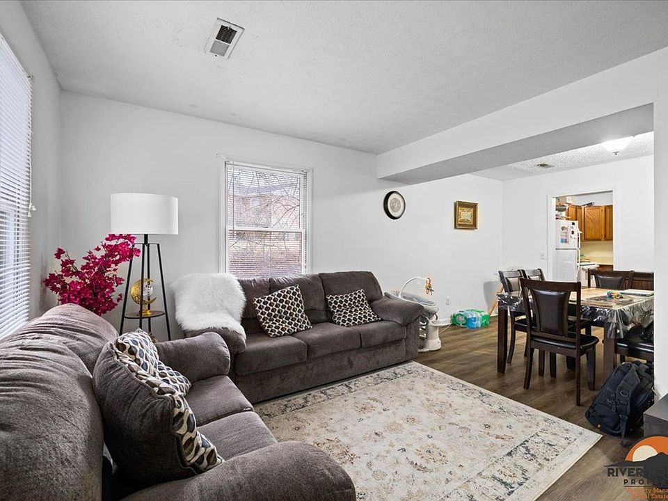 1st image of 1475 Sandy Cir