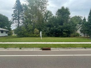 4915 Jeffers Road, Eau Claire, WI 54703