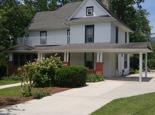 11 Railroad St, Andrews, NC 28901