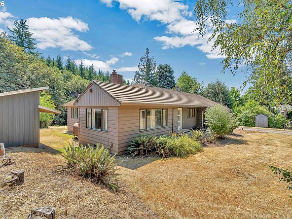 4th image of 21076 NW Green Mountain Rd