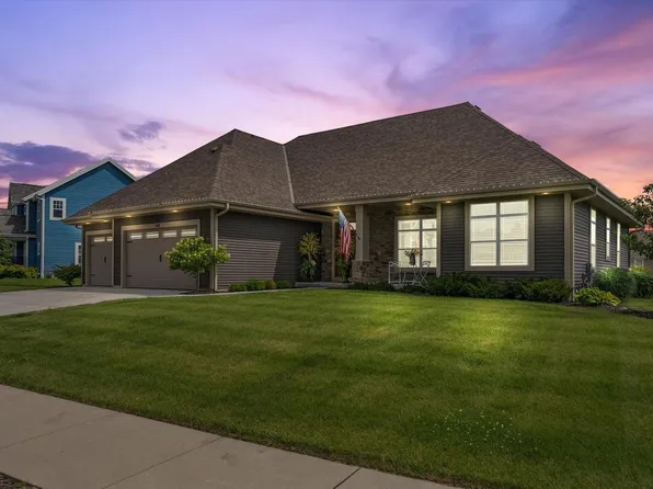 148 Mulberry LANE, Grafton, WI 53024